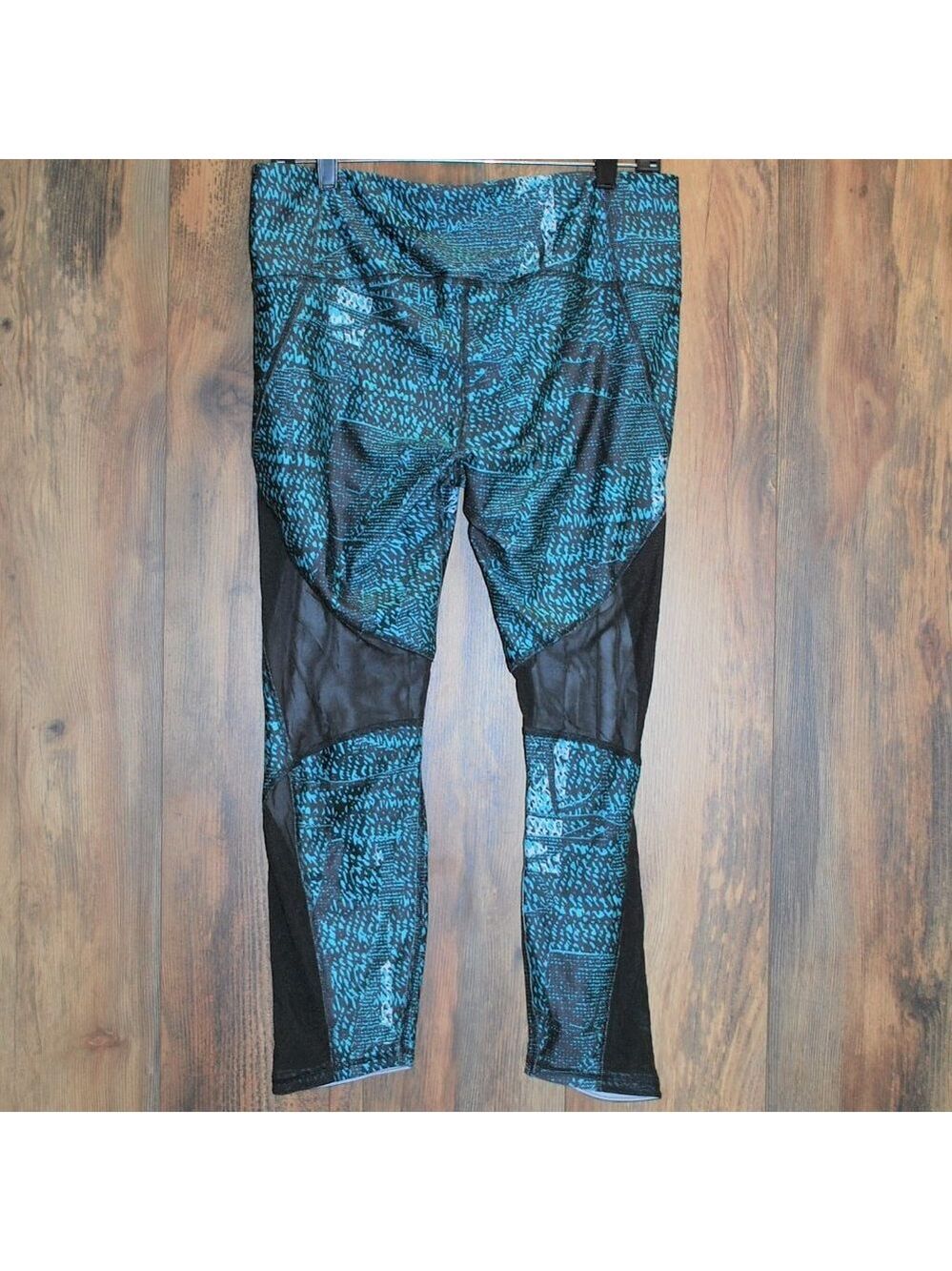 Under Armour Capri Legging Mesh Yoga Pant XL